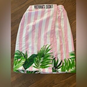 Brand New WOT Victoria Secret Wrap Towel